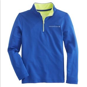 Vineyard Vines performance blue yellow large 16
